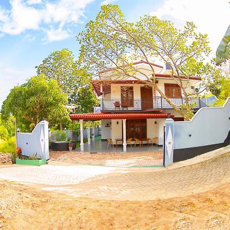 Dinsara Pearl Villa Weligama Exteriér fotografie